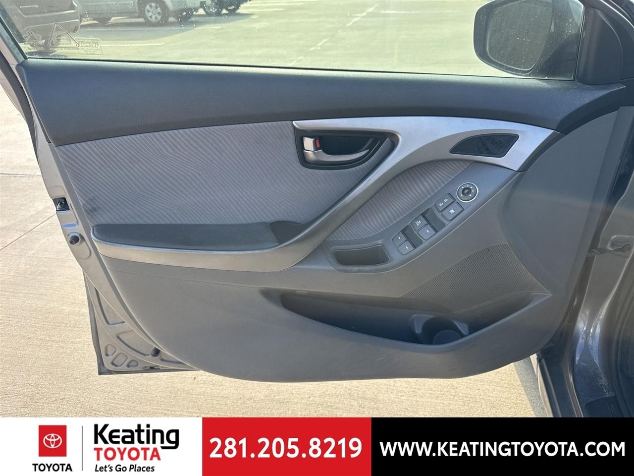 Hyundai Elantra GLS A/T 2012