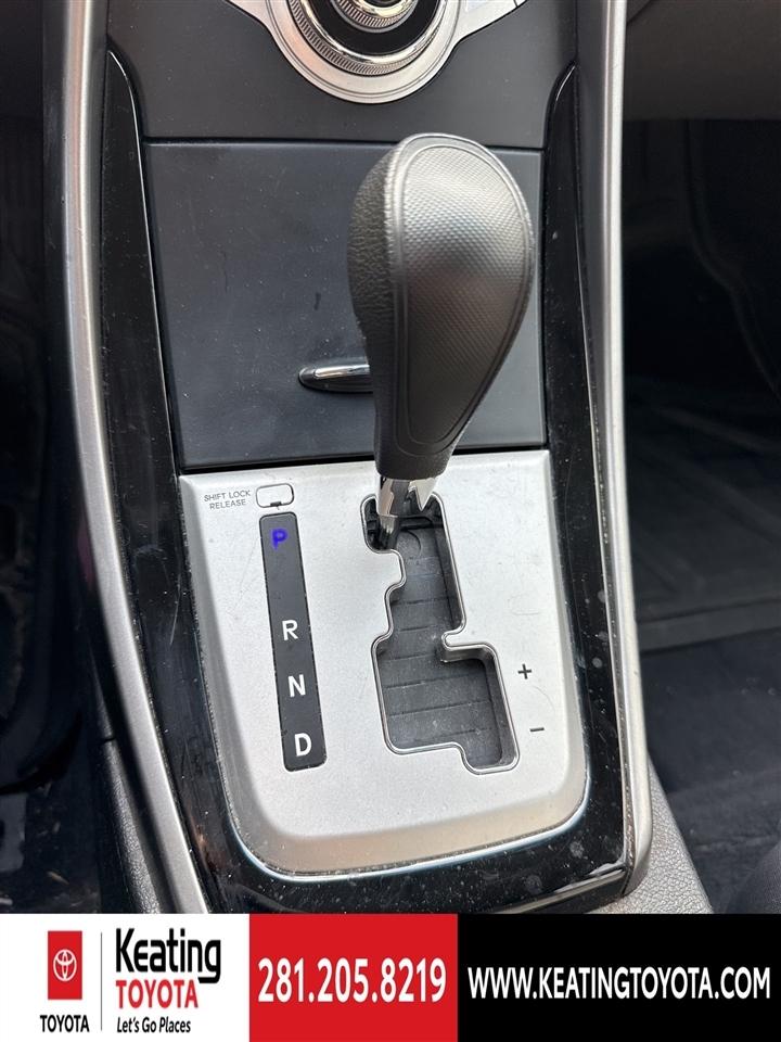 Hyundai Elantra GLS A/T 2012