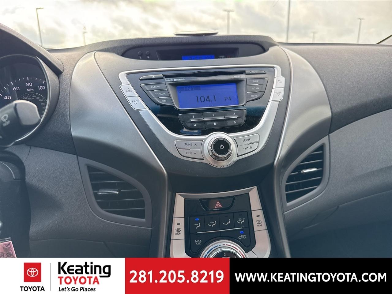 Hyundai Elantra GLS A/T 2012