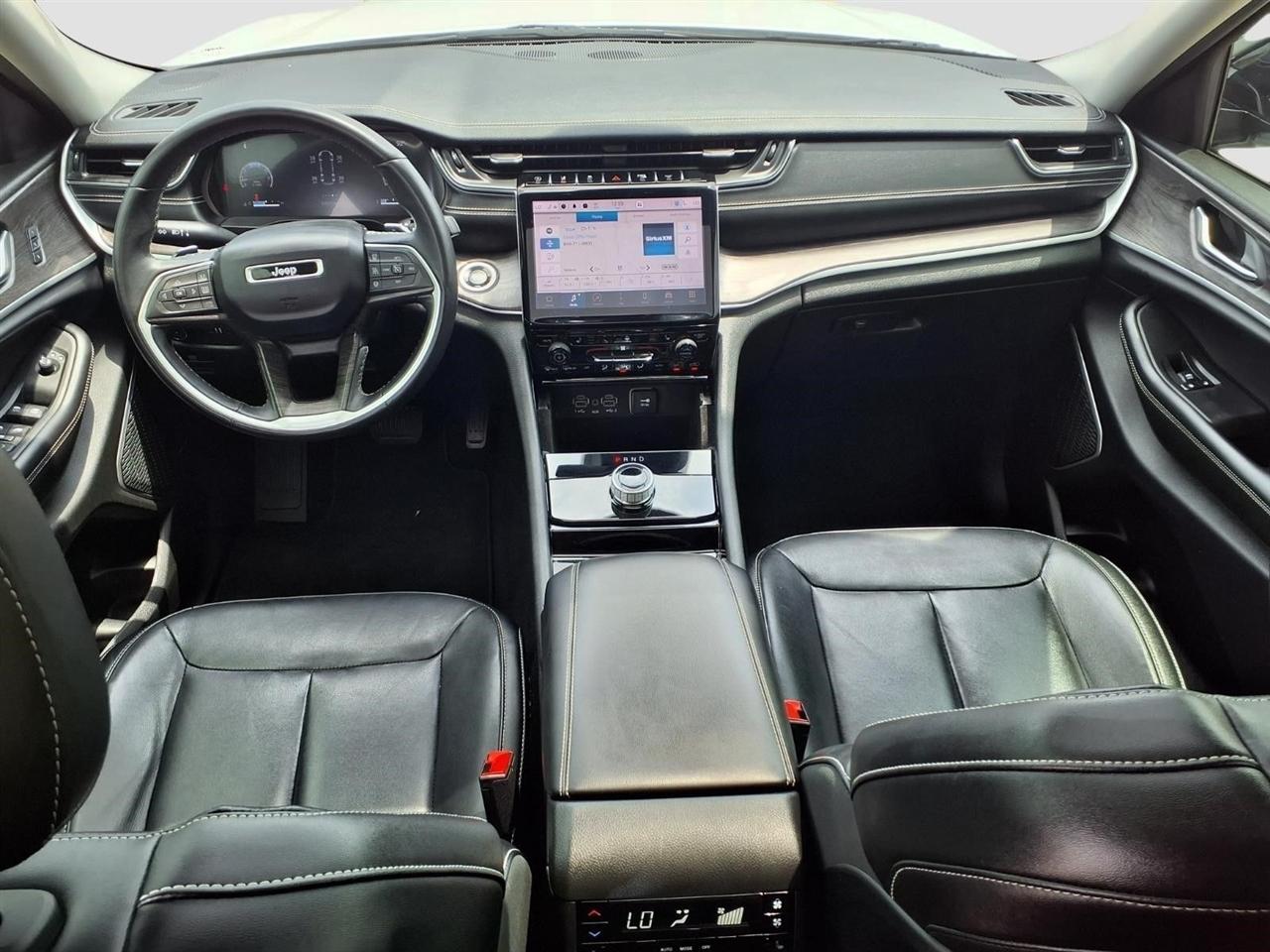 Jeep Grand Cherokee L Limited 2WD 2021