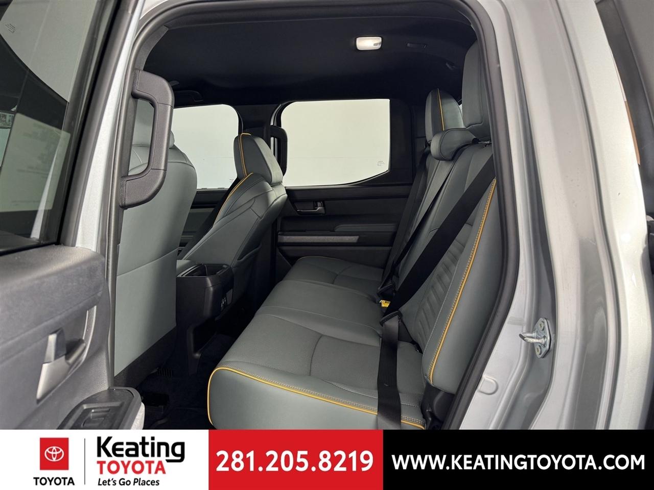 Toyota Tacoma Double Cab 4WD 2026