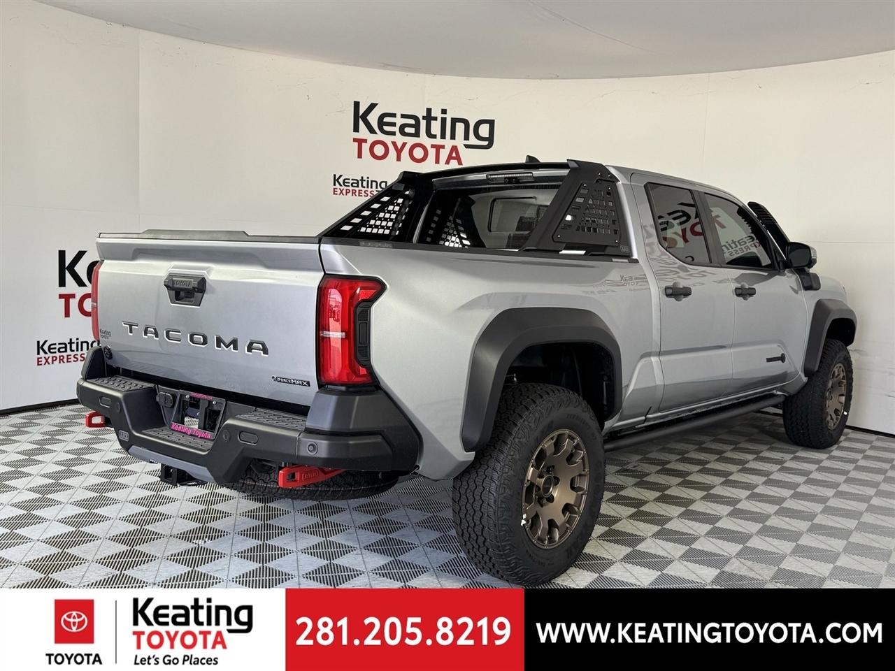 Toyota Tacoma Double Cab 4WD 2026