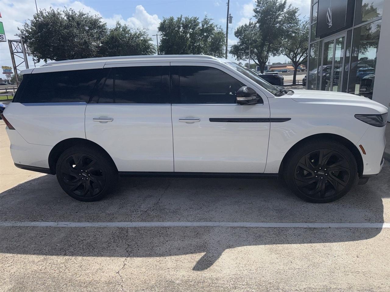 Lincoln Navigator Reserve 2025