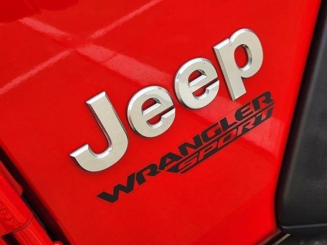 Jeep Wrangler Sport 4WD 2020