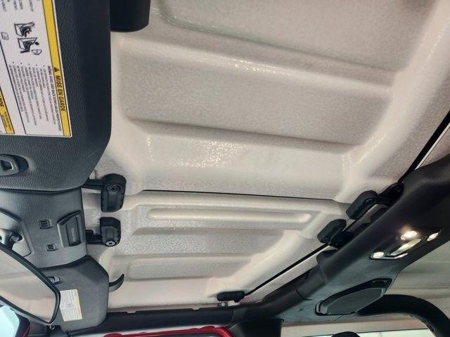 Jeep Wrangler Sport 4WD 2020