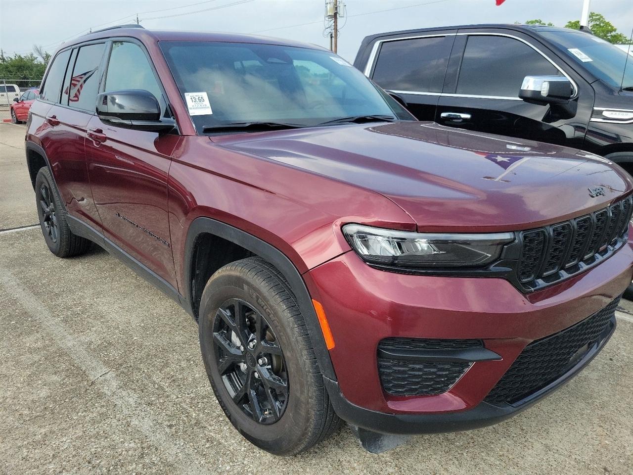 Jeep Grand Cherokee Laredo E 2WD 2025