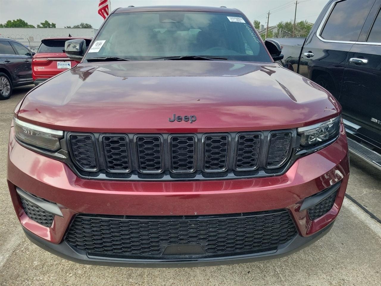 Jeep Grand Cherokee Laredo E 2WD 2025