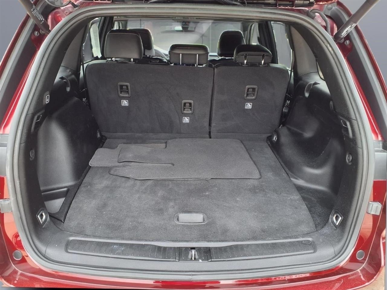 Jeep Grand Cherokee Laredo E 2WD 2025