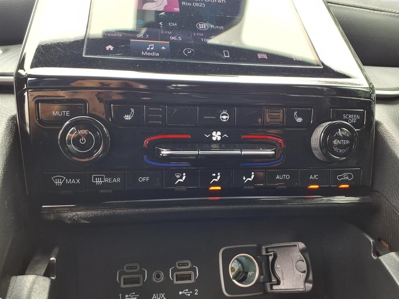 Jeep Grand Cherokee Laredo E 2WD 2025
