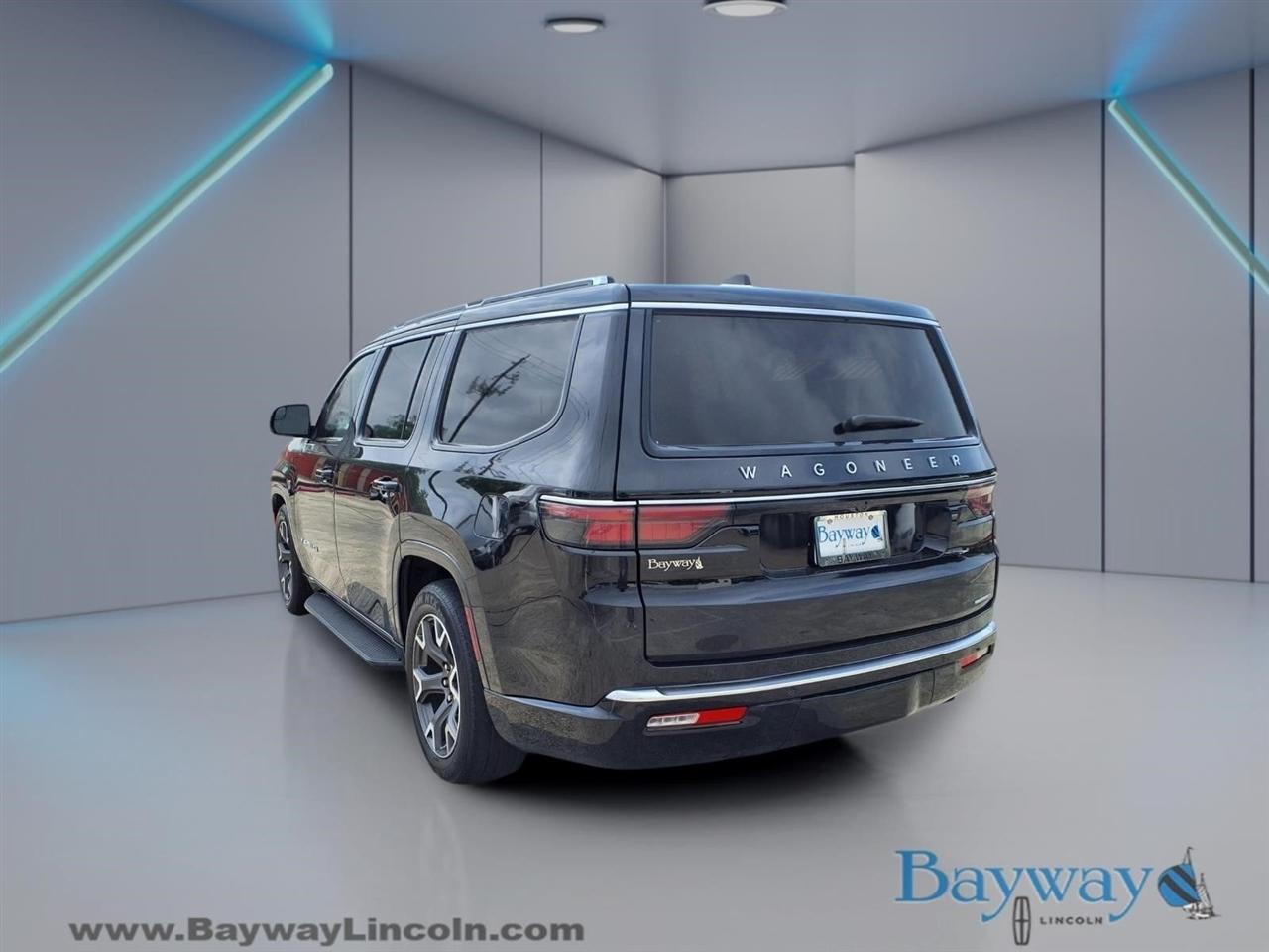 Jeep Wagoneer Series III 4WD 2024