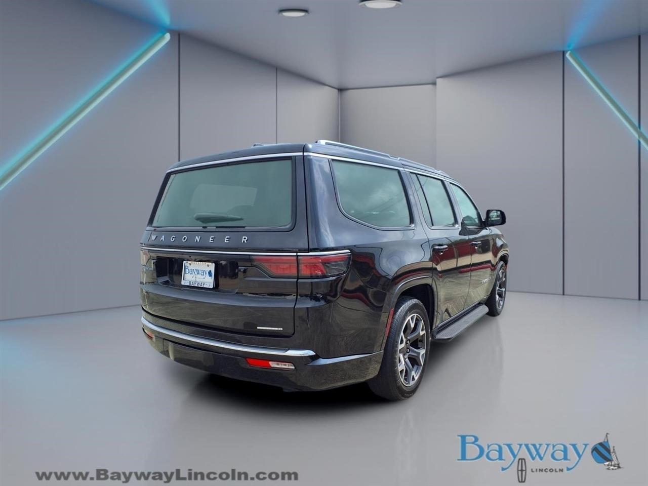 Jeep Wagoneer Series III 4WD 2024