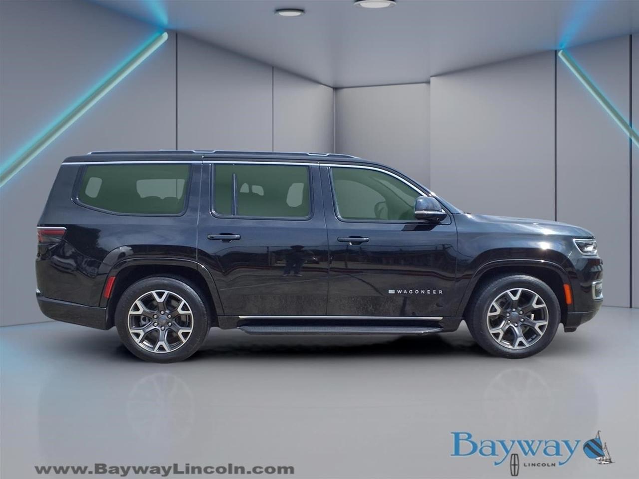 Jeep Wagoneer Series III 4WD 2024