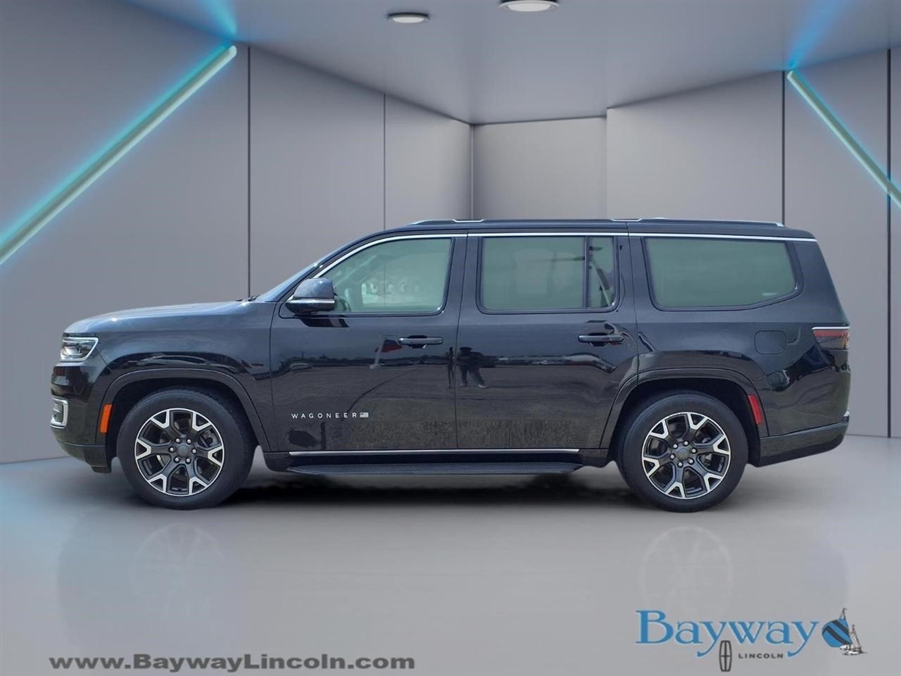 Jeep Wagoneer Series III 4WD 2024