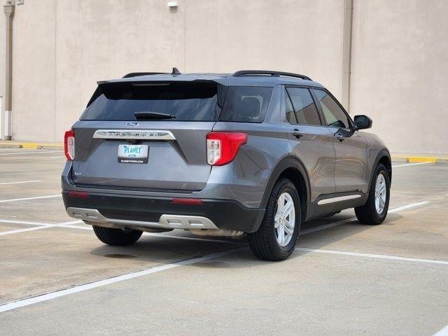 Ford Explorer XLT 2024