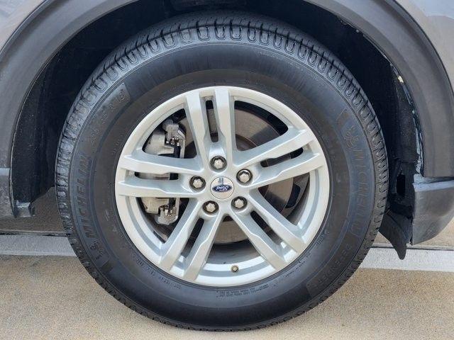 Ford Explorer XLT 2024