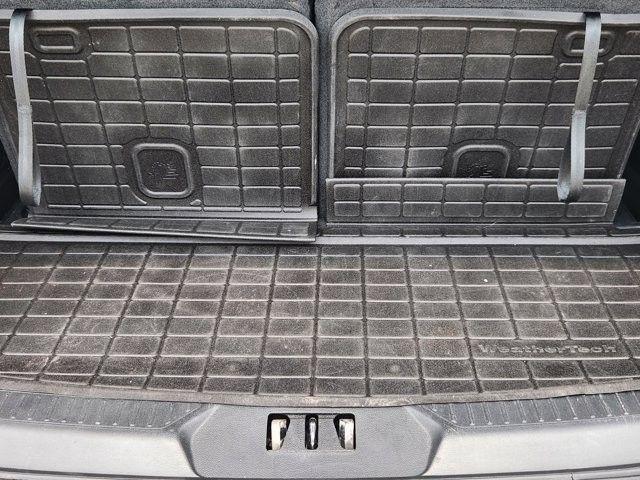 Ford Explorer XLT 2024