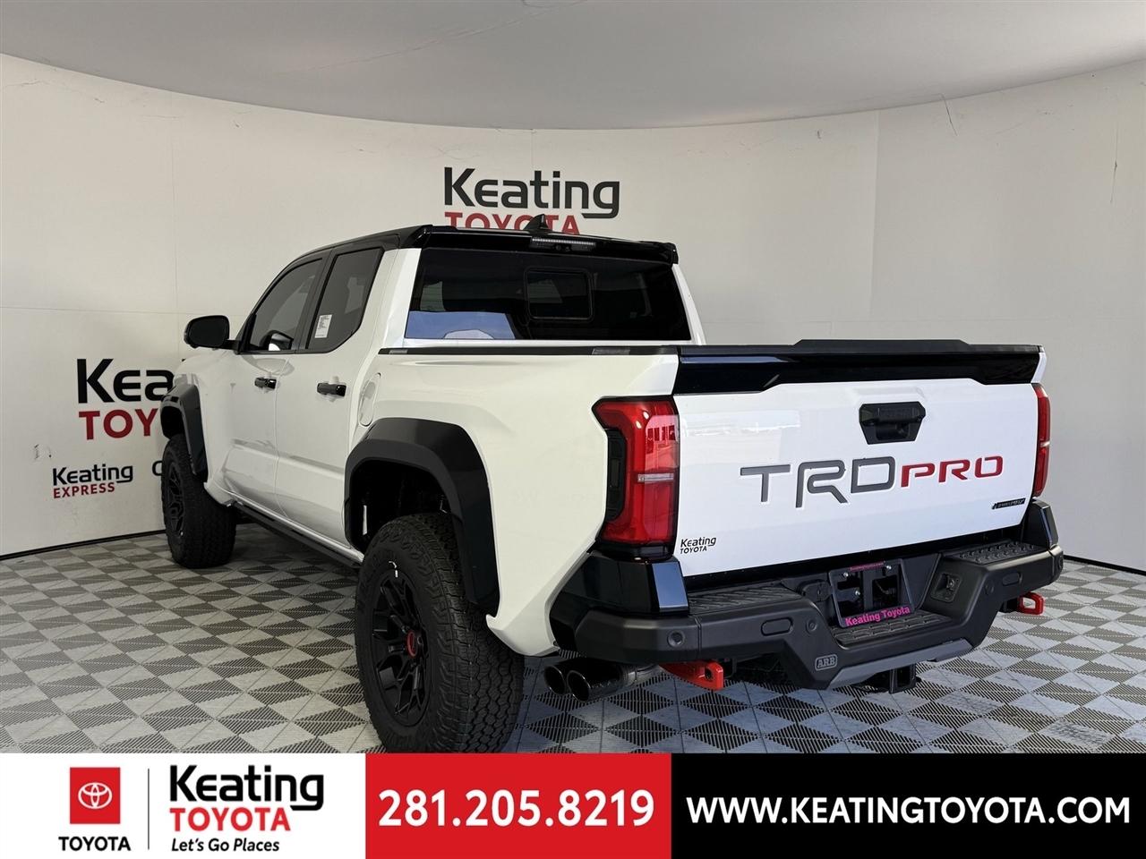 Toyota Tacoma Double Cab 4WD 2026
