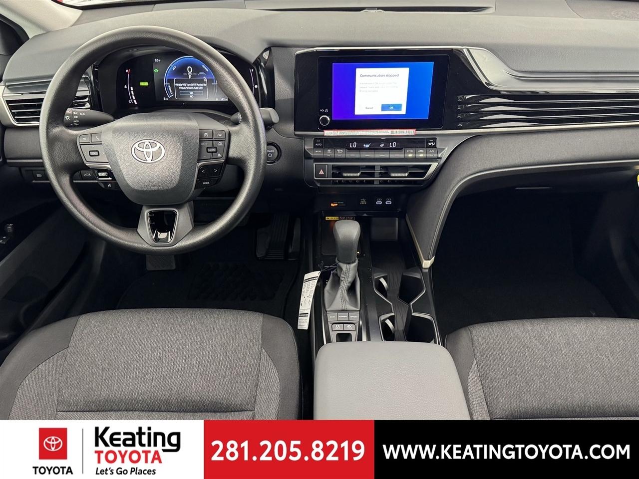 Toyota Camry Hybrid XLE 2026