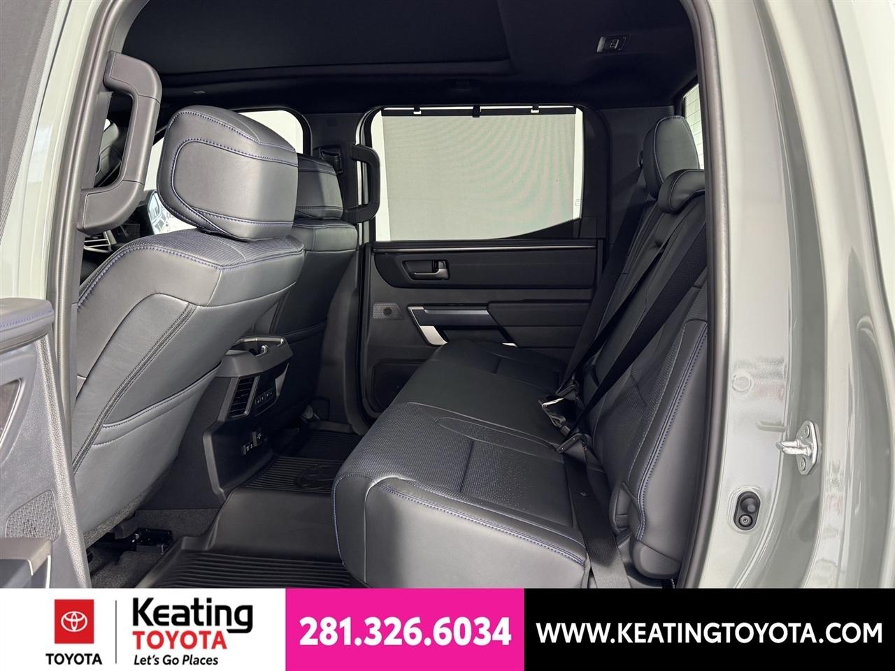 Toyota Tundra Platinum CrewMax 4WD 2026