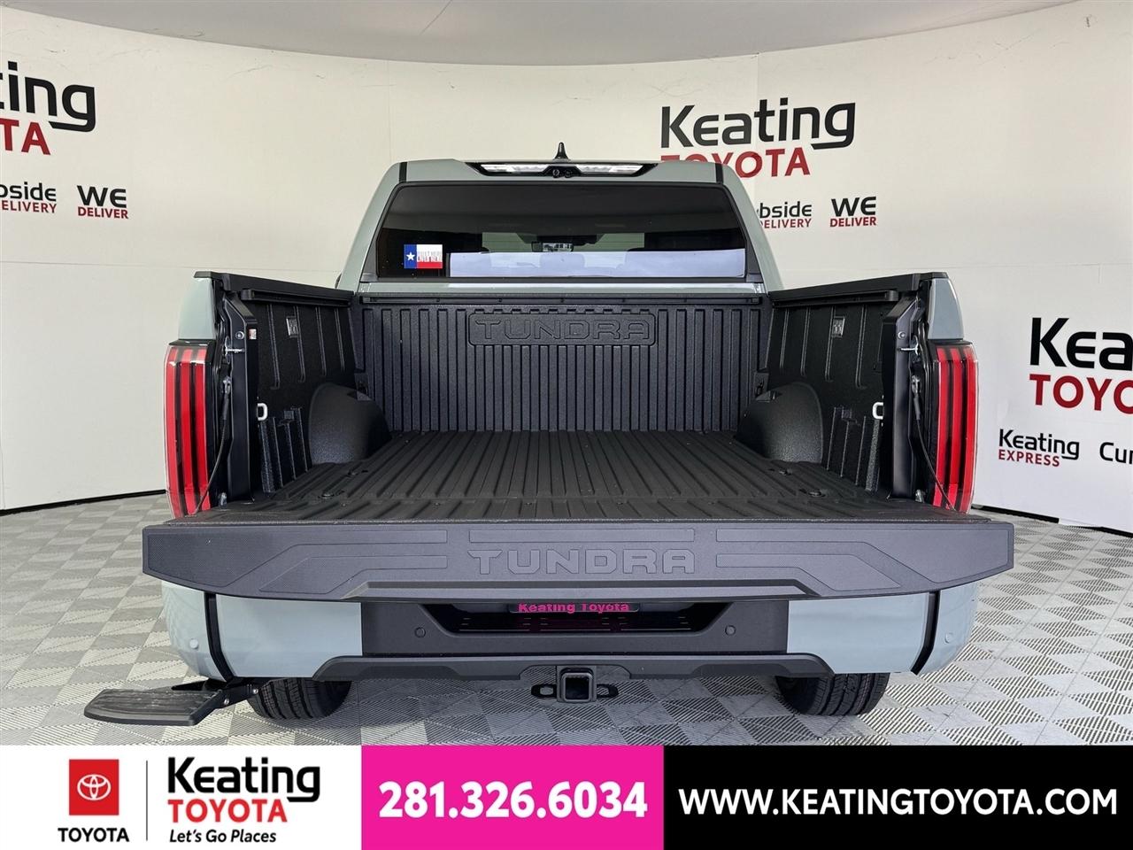Toyota Tundra Platinum CrewMax 4WD 2026
