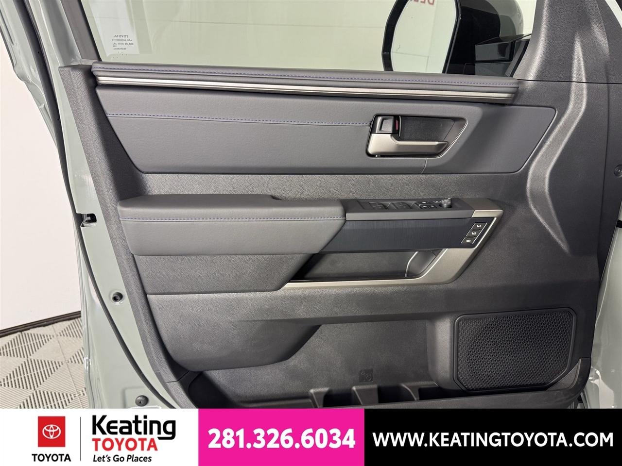 Toyota Tundra Platinum CrewMax 4WD 2026