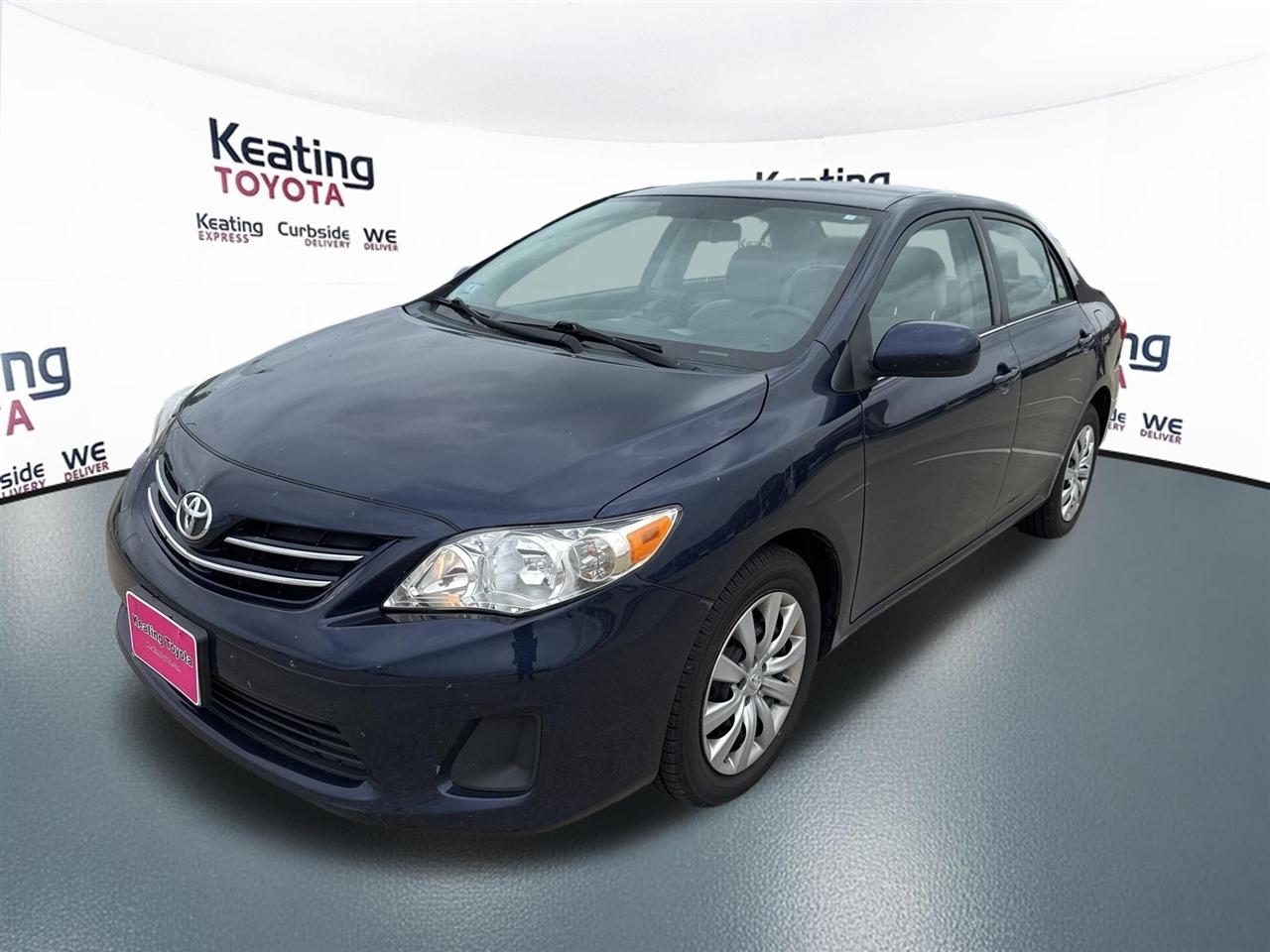 Toyota Corolla LE 4-Speed AT 2013