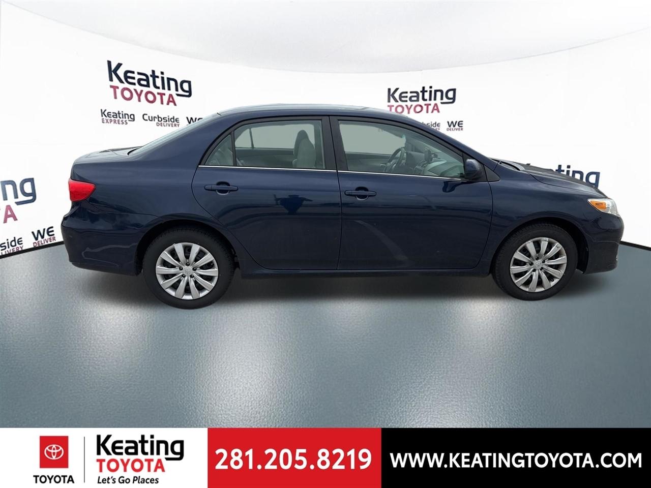 Toyota Corolla LE 4-Speed AT 2013