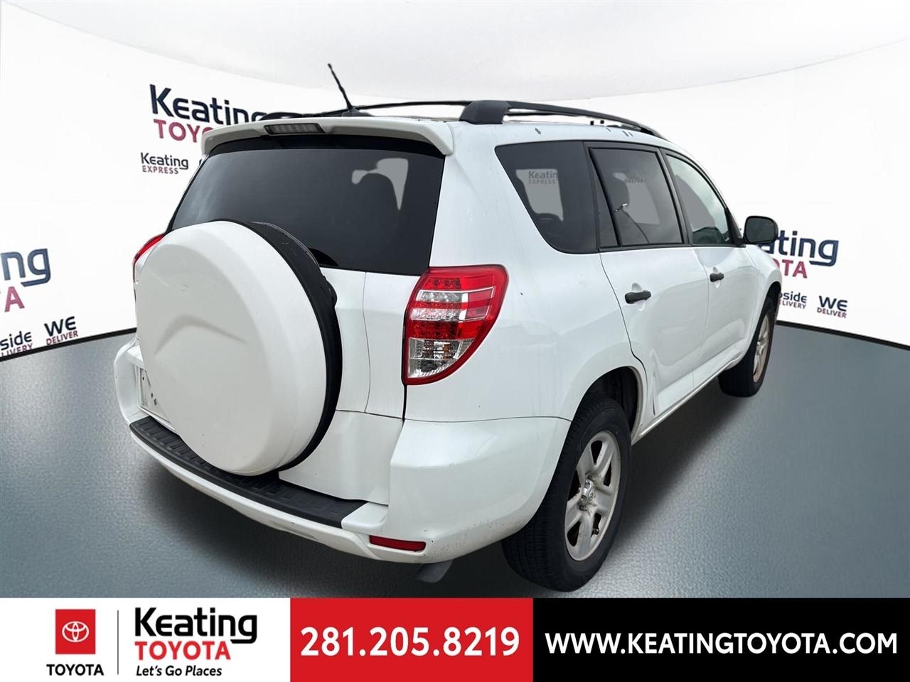 Toyota RAV4 Base I4 2WD 2012