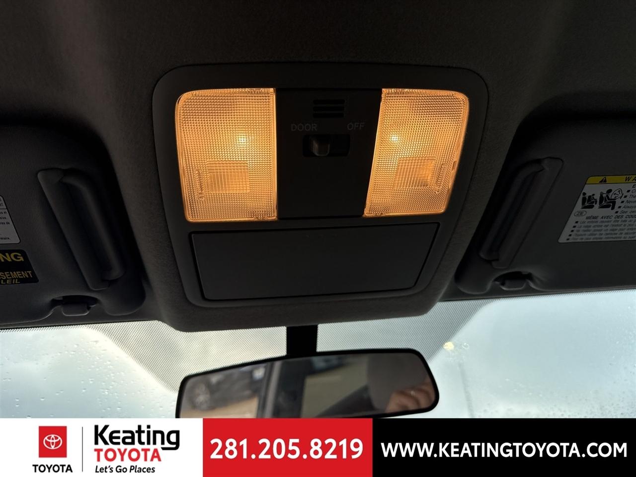 Toyota RAV4 Base I4 2WD 2012