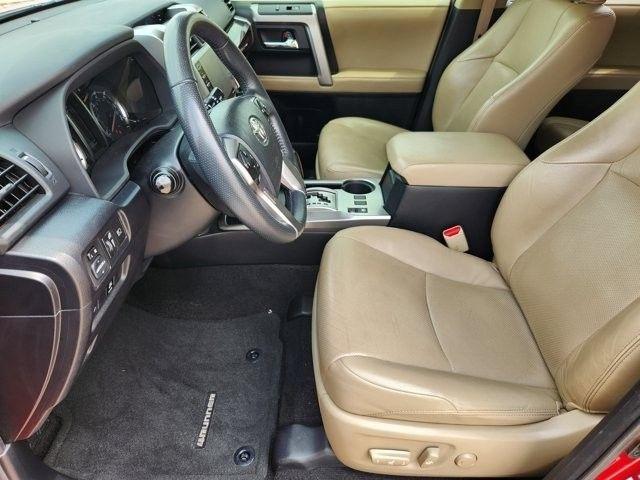 Toyota 4Runner Limited 4WD V6 2020