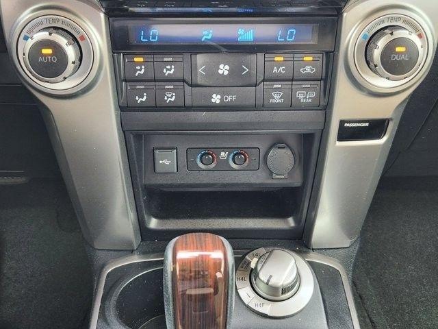 Toyota 4Runner Limited 4WD V6 2020