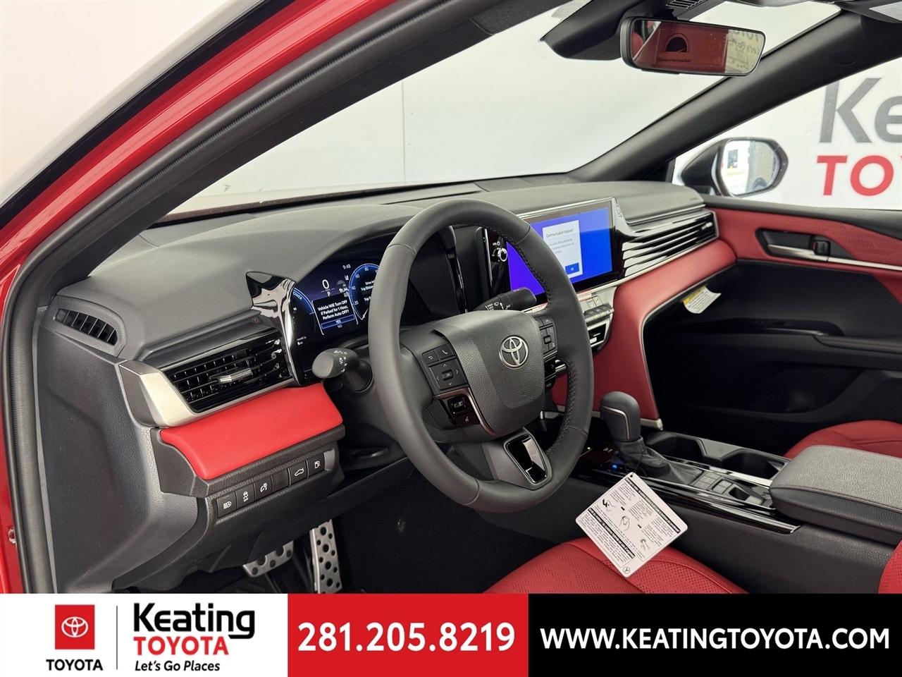 Toyota Camry Hybrid XLE 2026