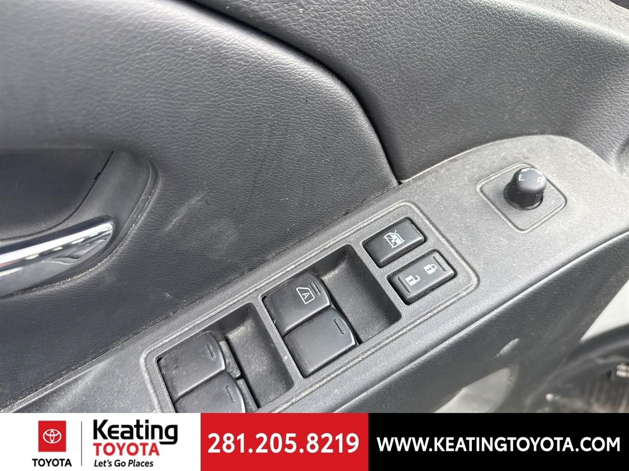 Nissan Frontier SV Crew Cab 2WD 2025