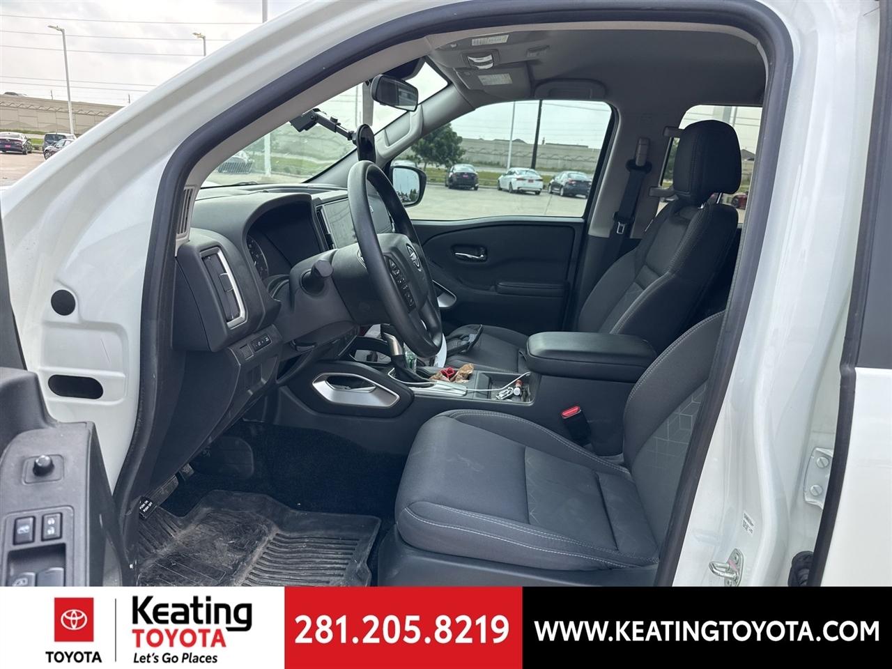 Nissan Frontier SV Crew Cab 2WD 2025