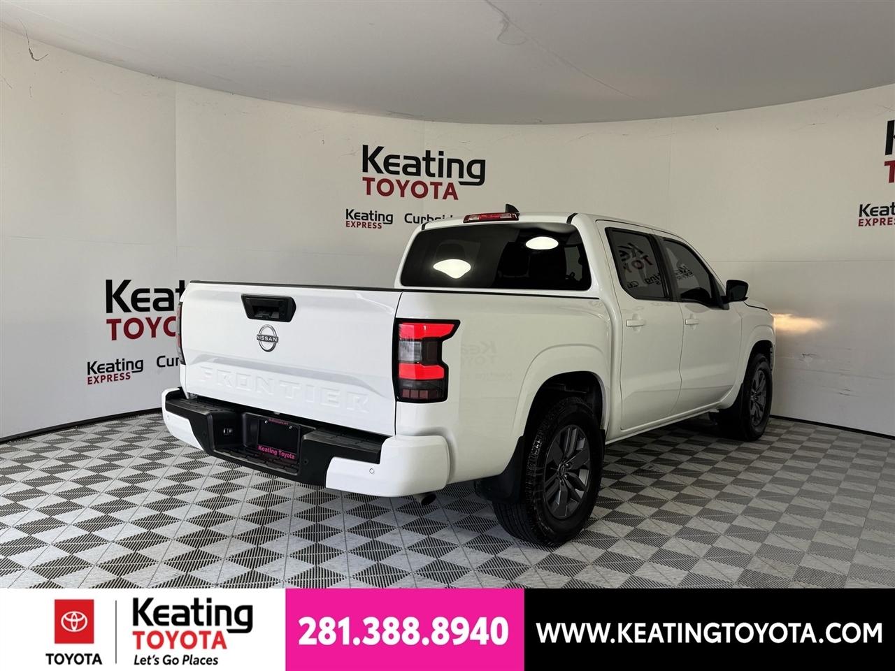 Nissan Frontier SV Crew Cab 2WD 2025