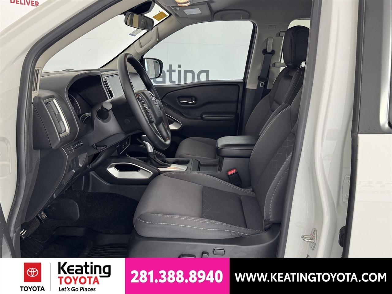Nissan Frontier SV Crew Cab 2WD 2025