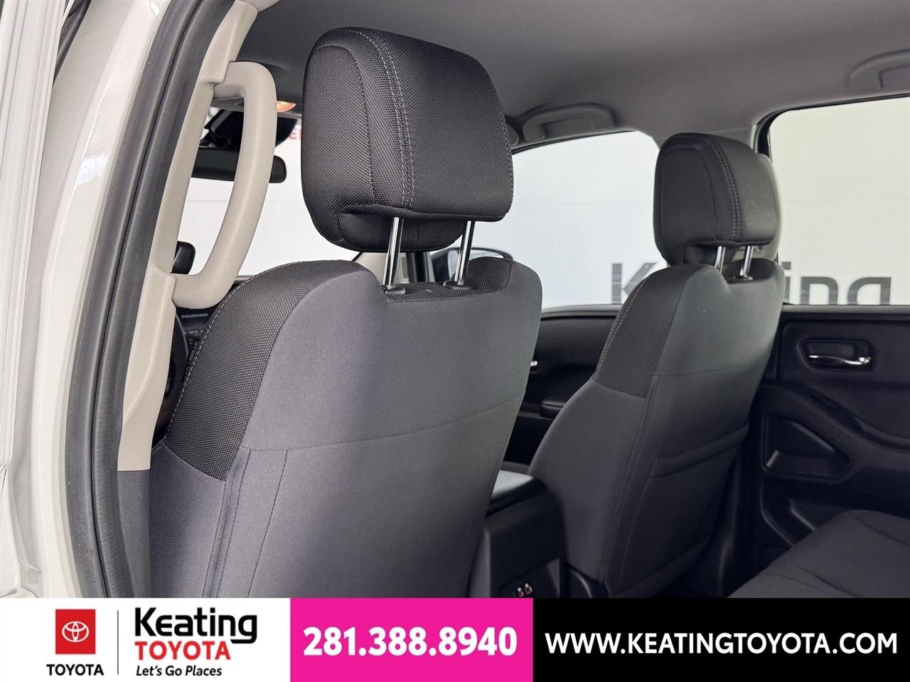 Nissan Frontier SV Crew Cab 2WD 2025