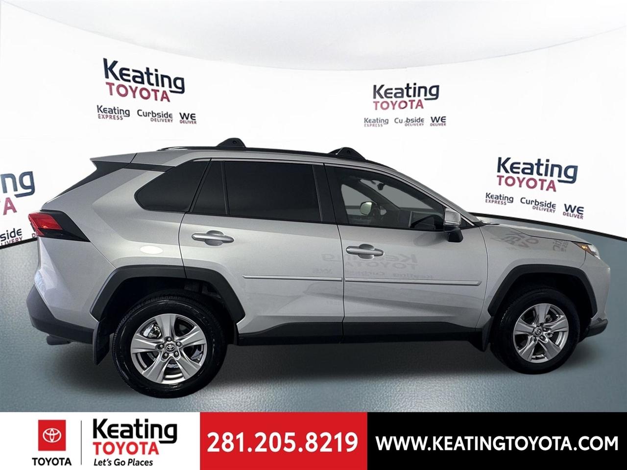 Toyota RAV4 XLE 2025