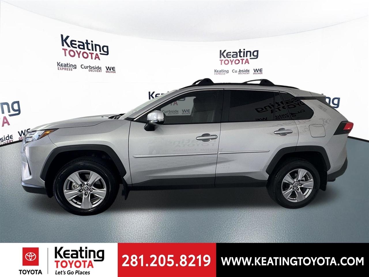 Toyota RAV4 XLE 2025