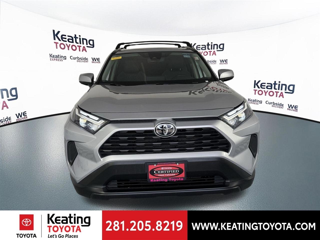 Toyota RAV4 XLE 2025
