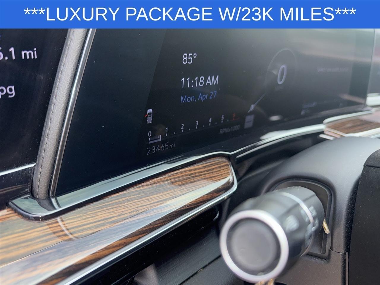 Cadillac Escalade Luxury 2WD 2023