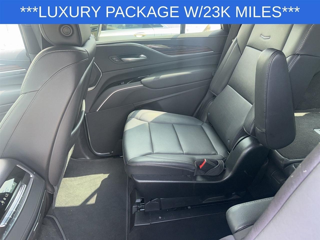 Cadillac Escalade Luxury 2WD 2023