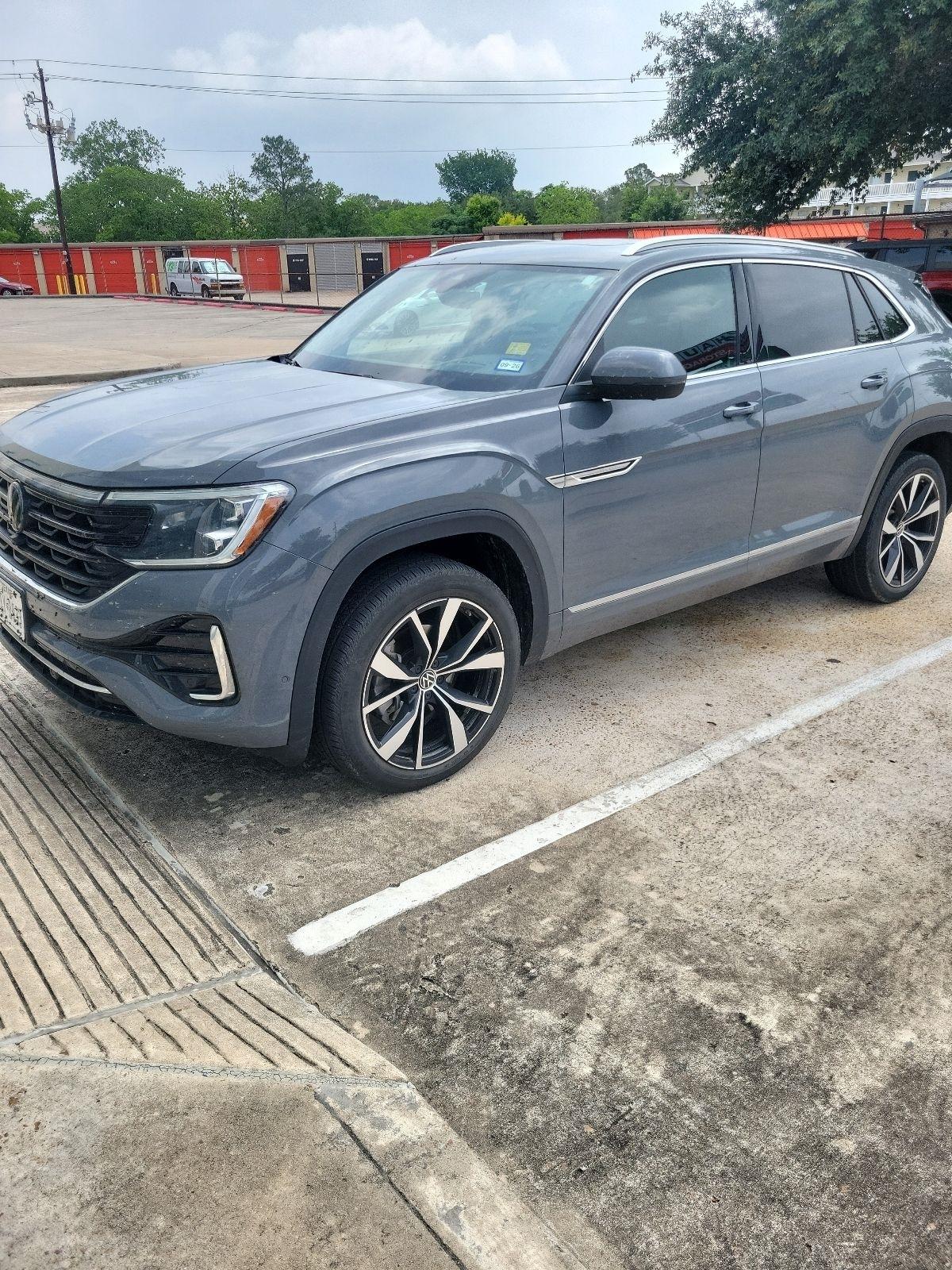 Volkswagen Atlas Cross Sport SEL Premium R-Line 4MOTION 2024