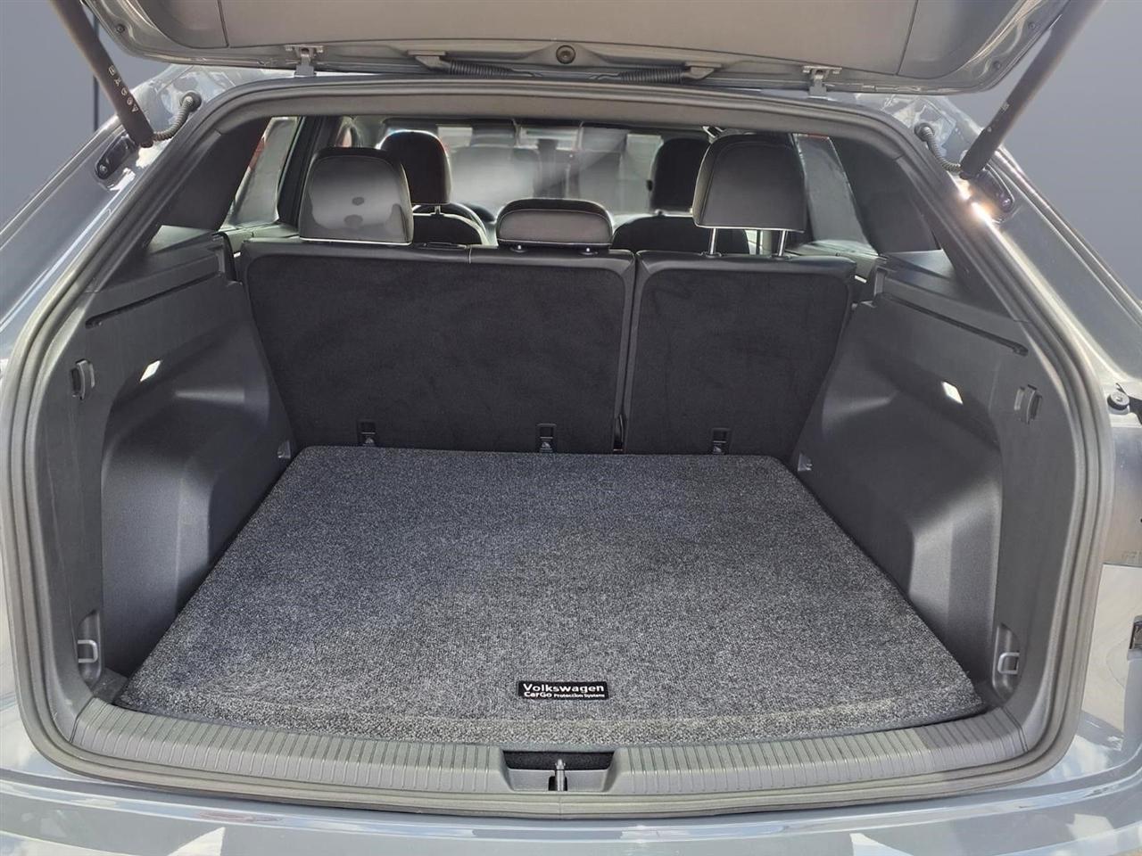 Volkswagen Atlas Cross Sport SEL Premium R-Line 4MOTION 2024
