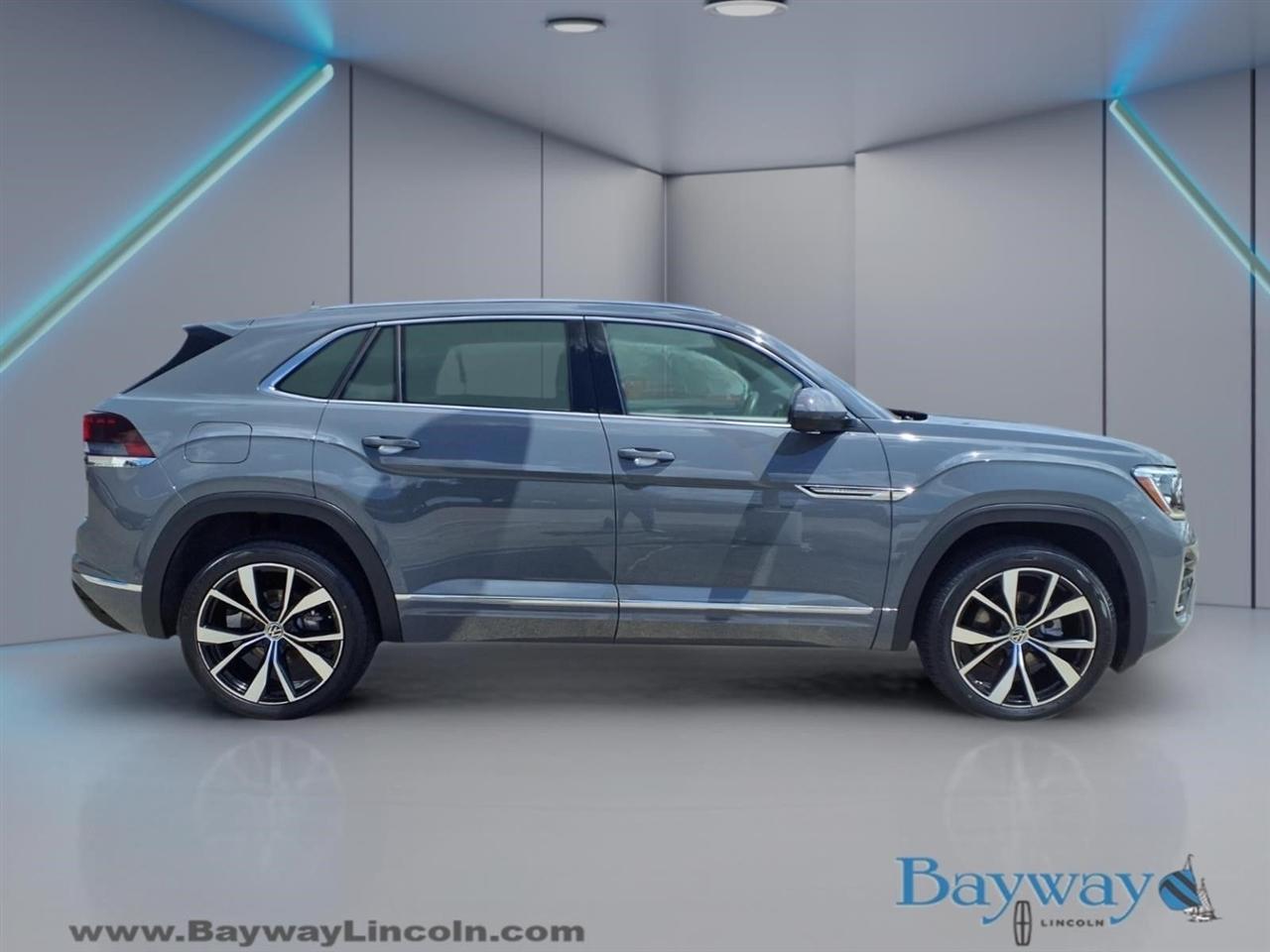 Volkswagen Atlas Cross Sport SEL Premium R-Line 4MOTION 2024