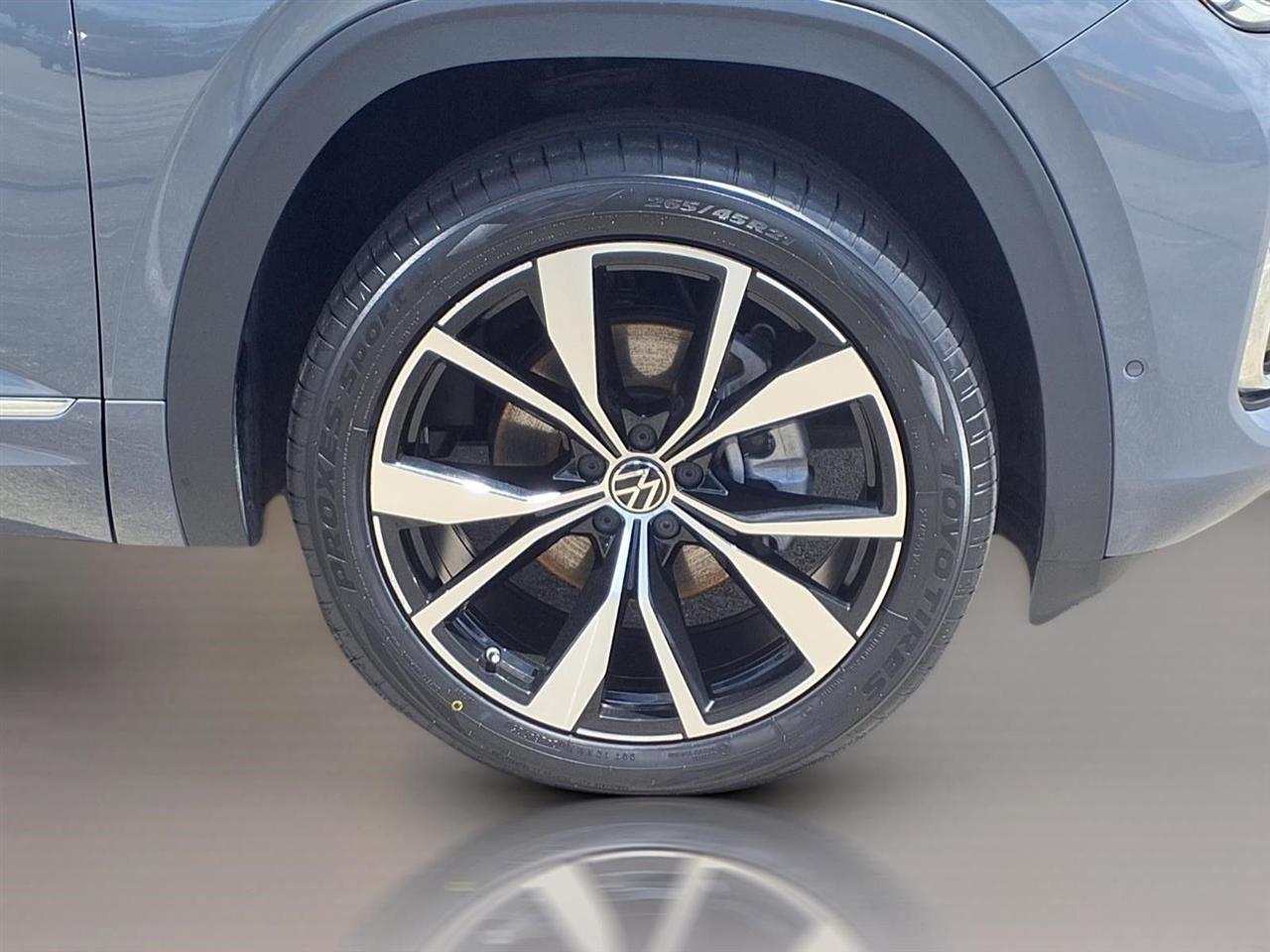 Volkswagen Atlas Cross Sport SEL Premium R-Line 4MOTION 2024