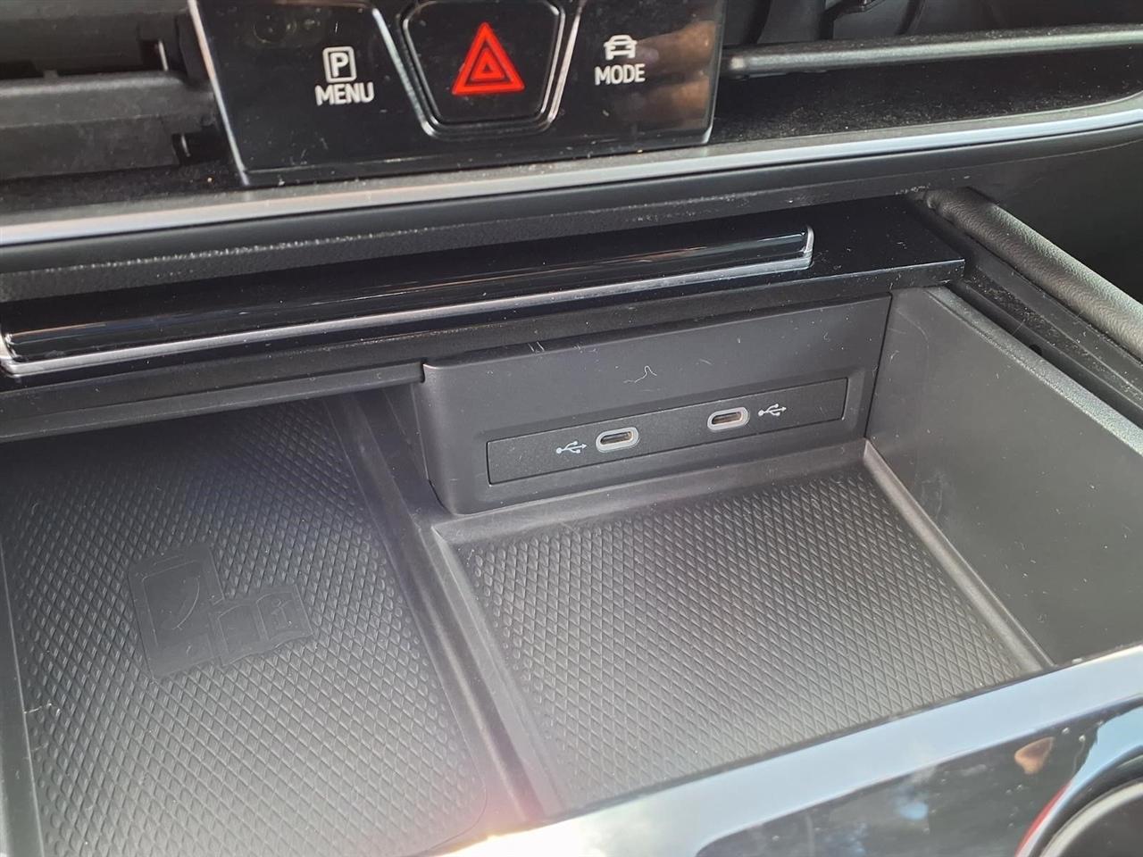 Volkswagen Atlas Cross Sport SEL Premium R-Line 4MOTION 2024