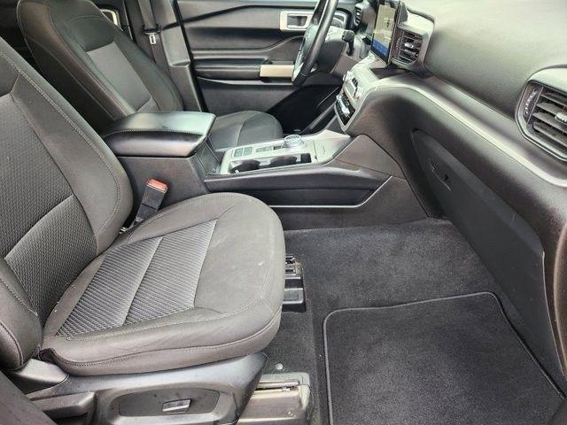 Ford Explorer XLT 2022