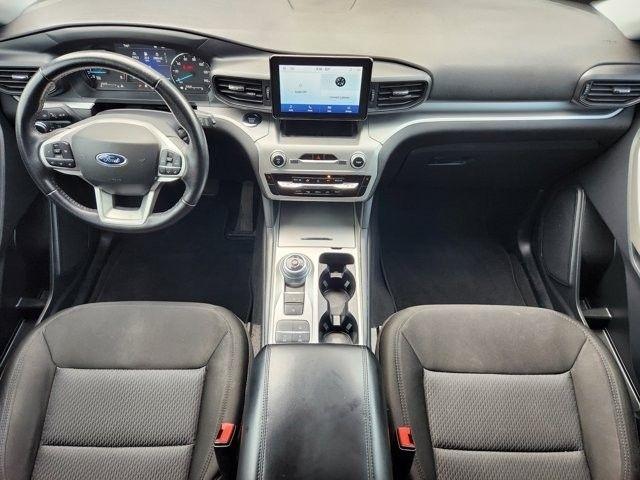 Ford Explorer XLT 2022