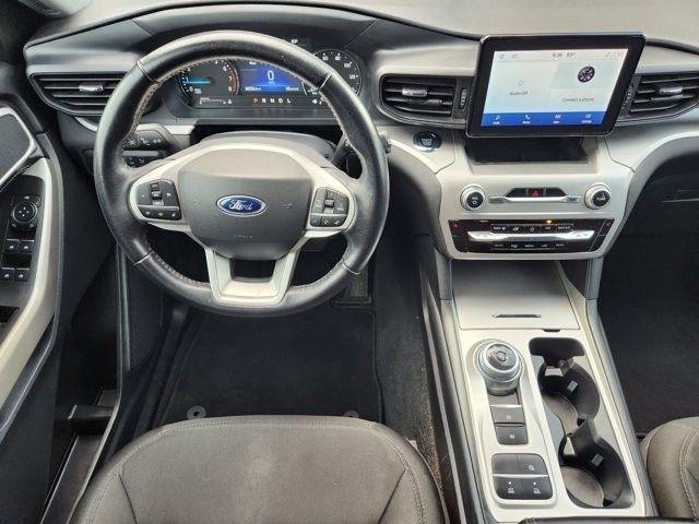 Ford Explorer XLT 2022